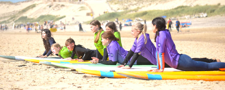 Teensclub Atlantik Surfcamp jetzt buchen! Teensclub Atlantik Surfcamp jetzt buchen!