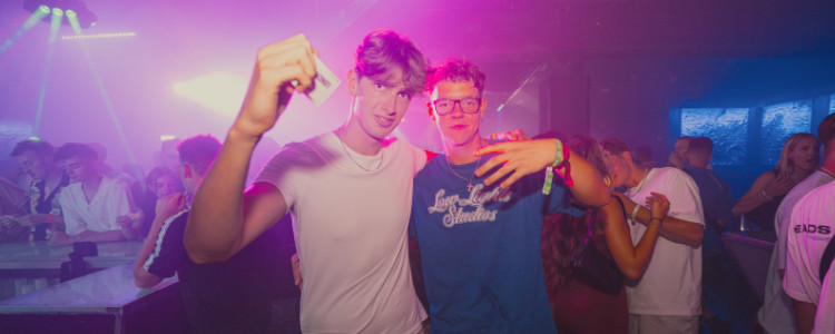 Lloret de Mar - Hotel**** Maria del Mar 18+ jetzt buchen! Lloret de Mar - Hotel**** Maria del Mar 18+ jetzt buchen!