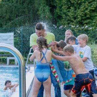 Badespaß im Feriendorf Hoher Hain