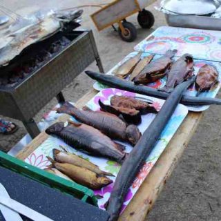 Grillen und großes Fischessen am letzten Tag!