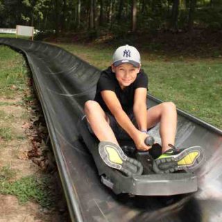 Actionreiche Sommerrodelbahn