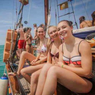 Mauris Segelkutter - chillen und Sonnenbaden